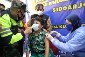 Kebut Vaksin Anak di Sidoarjo, Gus Muhdlor: Ini Ikhtiar Perlindungan