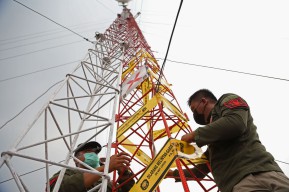 Tak Berizin, 5 Menara Telekomunikasi di Surabaya Disegel