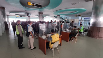 Libur Natal dan Tahun Baru, Penumpang di Pelabuhan Tanjung Perak Diprediksi Naik