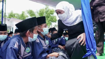 Ini Pesan Semangat Gubernur Khofifah untuk Para Santri di Jawa Timur