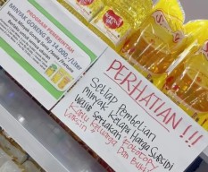 Beredar Aturan Beli Minyak Goreng Harus Pakai Kartu Keluarga dan Bukti Vaksin
