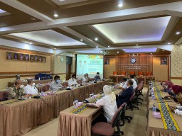 Bahas Kinerja, Akademisi Unair Gelar Diskusi 3 Tahun Kepemimpinan Khofifah-Emil