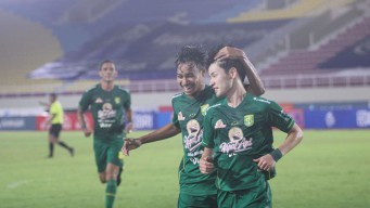 Unggul Tipis 0-1 Atas Persiraja, Persebaya Bertahan di Peringkat 4 Liga 1 BRI