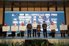 Mantap! Bunda Paud di Surabaya Dapat BPJS Ketenagakerjaan dan Kesehatan