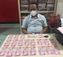 Ketahuan di Pasar Burung, Pengedar Uang Palsu di Surabaya Dibekuk