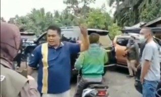 Begini Tanggapan Mensos Risma Soal Pria Marah di Lokasi Gempa Pasaman Barat