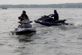 Tak Hanya di Darat, Polisi Jawa Timur Juga Amankan Arus Mudik di Perairan