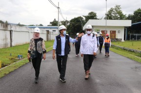 Awali Kerja usai Lebaran, PDAM Surabaya Gelar Halal Bihalal hingga Tanam Pohon