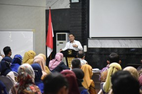 Pemkot Surabaya Beri Pelatihan Petugas Survei Pendataan Warga