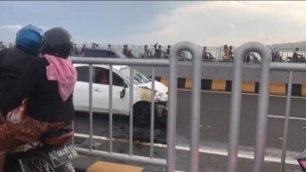 Kecelakaan di Suramadu, Mobil Warna Putih Rusak Parah