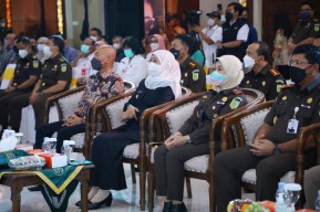Launching Aplikasi Terintegrasi Kejati, Gubernur Khofifah Optimis Tarik Investor