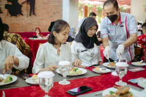 Fave Hotel Sidoarjo Ajak Masyarakat Berkarir di Dunia Perhotelan