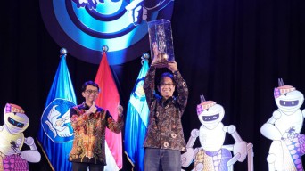 ITS Pertahankan Juara Umum Kontes Robot Indonesia Kali Kelima