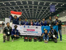 Tim Robot ITS Juarai Laga Internasional RoboCup 2022 di Thailand