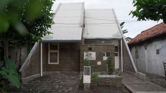 Inovatif, PJB Ubah Hasil Pembakaran Batubara Jadi Rumah Murah