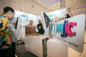 Komitmen Wujudkan Jatim Bangkit, MJC Gelar Pemeran UKM yang Saling Menguntungkan