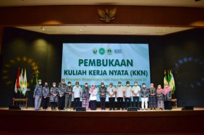 Mahasiswa Unusa KKN di Gresik Bantu Masalah Pendidikan hingga Ekonomi Kreatif