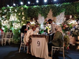 Wow! Pemkot Surabaya Gelar Nikah Massal Gratis di Gedung Mewah