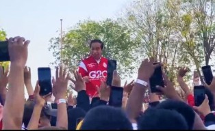 Di Surabaya, Jokowi Bicara Soal Dukungannya di Pilpres 2024