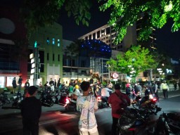 Digeruduk Bonek, Kantor Persebaya Rusak Parah