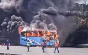 Ralat: Penumpang Bus yang Terbakar di Tol Bukan Mahasiswa Unibraw Malang