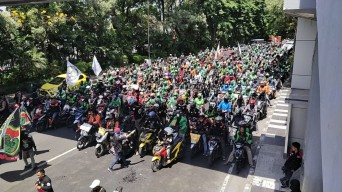 Frontal Jatim Dukung Rencana Penentuan Tarif Ojek Online oleh Gubernur