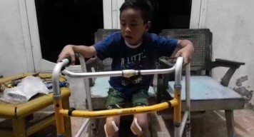 Sempat Terseret Motor, Bocah Pemberani ini Gagalkan Penjambretan di Surabaya