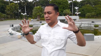 Pascabom Astana Anyar, Wali Kota Eri Minta Warga Surabaya Ikut Jaga Lingkungan