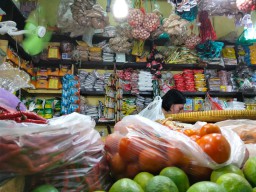 Harga Sembako di Surabaya Naik Jelang Nataru, Berikut Hasil Liputan selalu.id