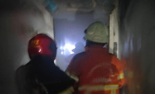 Diduga Gara-gara Kipas Angin, Rumah Kos di Surabaya Terbakar