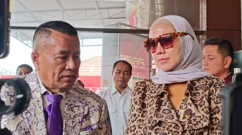 Hotman Paris Ancam Laporkan Ferry Irawan Terkait Celotehan Kasus Bogor