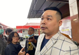 Kuasa Hukum Ferry Irawan Sebut Darah dari Hidung Venna Melinda Hanya Mimisan