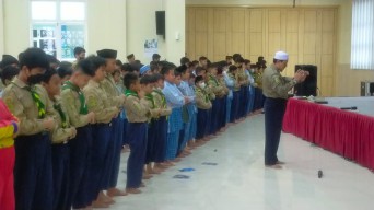 SD Muhammadiyah 11 Surabaya Gelar Salat Gaib Doakan Korban Gempa Turki,
