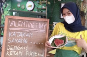 Rayakan Valentine, Ketan Punel Surabaya Hadirkan Menu Spesial Berbentuk Hati