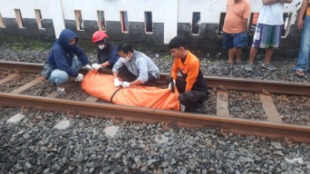 Diduga Bunuh Diri, Pria Ini Tewas Terseret Kareta Api Sejauh 100 Meter