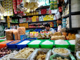 Pemkot Surabaya Imbau Warga Tak Panic Buying Jelang Ramadan