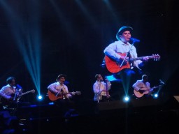 Konser Perak, 25 Tahun Padi Reborn Penuh Nostalgia Generasi 90-an