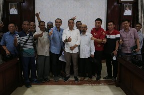 Geliatkan Kembali Pasar Turi, Wali Kota Eri Cahyadi Wajibkan Seluruh Toko Buka Per Satu April