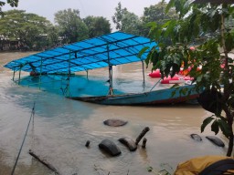 Insiden Perahu Tambang Tenggelam Merenggut Nyawa, Operasional Perahu Tambang se Surabaya Ditutup Sementara