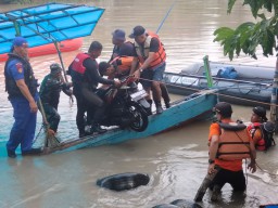 Tim Gabungan Berhasil Evakuasi 9 Motor, Korban Tenggelam Masih Dalam Pencarian