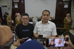 Wali Kota Eri: Kerja di Mal, Harap Tak Minta Gaji di Atas UMK