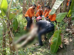Mayat Laki-laki Mengapung di Sungai Wonokromo Surabaya