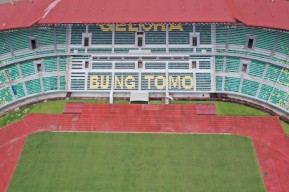 Berbenah Sesuai Standar FIFA, Pemkot Surabaya Pastikan Stadion GBT Rampung Sebelum Asesmen Final
