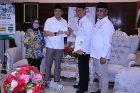 Banyak Rumah Ibadah Tanpa IMB, Wali Kota Eri  Ajak Janjikan Pengurusan Hanya 7 Hari Kerja