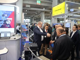 Ciptakan Kawasan Industri Digital dan Integral SIER Kolaborasi dengan Perusahaan Jerman di Hannover Messe