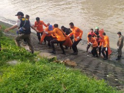 Warga Sidoarjo Ditemukan Tewas Mengapung di Sungai Jagir Surabaya