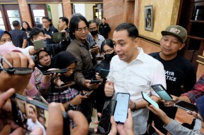 GBT Butuh Digunakan Segera, Wali Kota Eri dan Azrul Berangkat Minta Izin ke Jakarta
