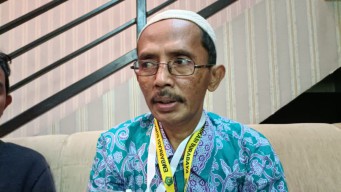 Perjuangan Tabri, Difabel Penjual Kopi Bertekad Naik Haji