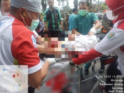 Kecelakan Ganda di Dharmawangsa, Seorang Pelajar Surabaya Tewas