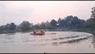 Proses Pencarian Balita Tenggelam di Sungai Rolak Surabaya Dihentikan